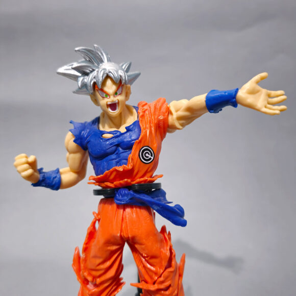 mastered ultra instict goku1 580x580